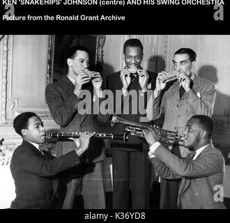 KEN JOHNSON aka SNAKEHIPS und SWING ORCHESTER Stockfoto