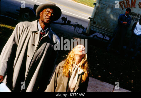 EIN WENIGER GEWÖHNLICHER KANAL 4 FILME/POLYGRAM FILMTE UNTERHALTUNG HOLLY HUNTER, DELROY LINDO EIN LEBEN WENIGER GEWÖHNLICHER KANAL 4 FILME/POLYGRAM FILMTE UNTERHALTUNG HOLLY HUNTER, DELROY LINDO Datum: 1997 Stockfoto