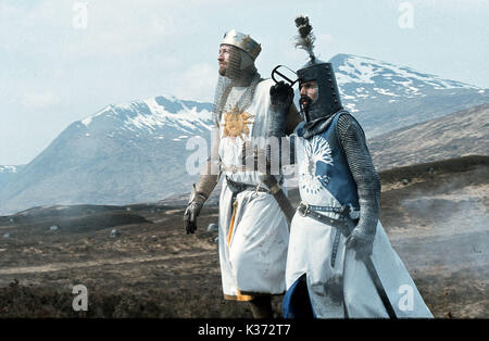 MONTY PYTHON UND DER HEILIGE GRAL, Graham Chapman, Terry Jones Datum: 1975 Stockfoto