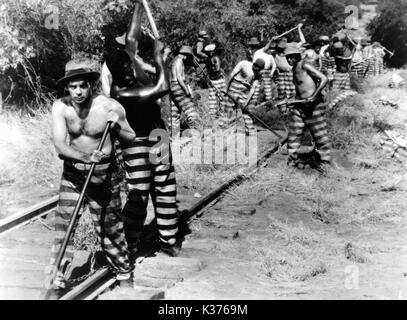 Ich bin ein Flüchtling AUS EINER CHAIN GANG PAUL MUNI Datum: 1932 Stockfoto