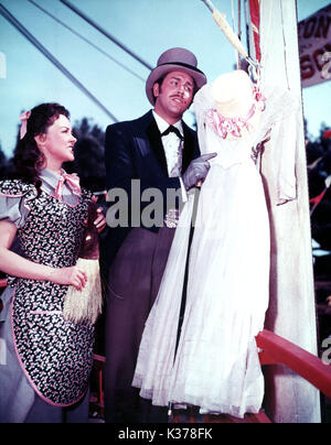 SHOW BOAT KATHRYN GRAYSON und Howard Keel Datum: 1951 Stockfoto