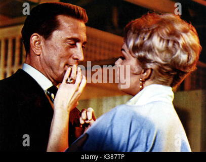 Fremde, WENN WIR UNS TREFFEN KIRK DOUGLAS und Kim Novak Datum: 1960 Stockfoto