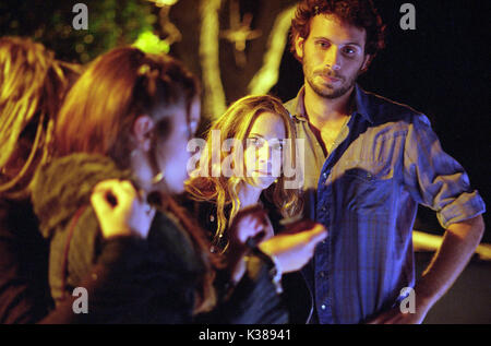 13 Holly Hunter und Jeremy Sisto FOTO VON ANNE MARIE FUCHS VON DER RONALD GRANT ARCHIV DER Twentieth Century Fox Film Datum: 2003 Stockfoto