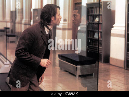 Die TIME MACHINE ARNOLD LEIBOVIT ENT/DREAMWORKS/PARKES MacDONALD/WARNER BROS GUY PEARCE Datum: 2002 Stockfoto