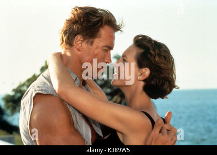 WAHRE LÜGEN ARNOLD SCHWARZENEGGER, JAMIE LEE CURTIS WAHRE LÜGEN ARNOLD SCHWARZENEGGER, JAMIE LEE CURTIS Datum: 1994 Stockfoto