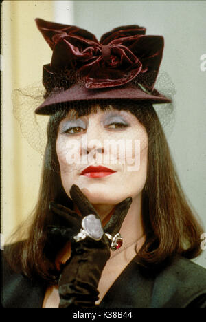 DIE HEXEN ANJELICA HUSTON FILMVERÖFFENTLICHUNG VON LORIMAR FILMUNTERHALTUNG DIE HEXEN ANJELICA HUSTON FILMVERÖFFENTLICHUNG VON LORIMAR FILMUNTERHALTUNG Datum: 1990 Stockfoto