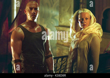 Die Chroniken von RIDDICK VIN DIESEL UND Judi Dench Datum: 2004 Stockfoto