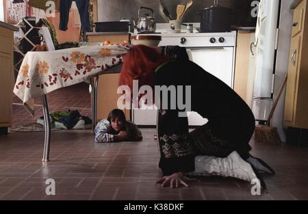 Ewigen SONNENSCHEIN DER MAKELLOS VERSTAND JIM CARREY UND KATE WINSLET Regie: Michel Gondry VERFASSER: Charlie Kaufman und Michel Gondry Datum: 2004 Stockfoto