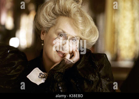 LEMONY SNICKET IST EINE REIHE VON unglücklichen Zwischenfällen (US 2004) Meryl Streep als Tante Josephine Datum: 2004 Stockfoto