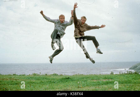 TWIN TOWN Rhys Ifans und LLYR IFANS Datum: 1997 Stockfoto