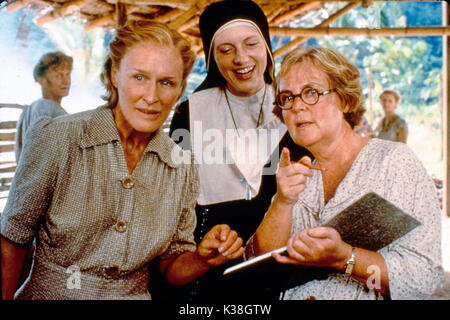 PARADISE ROAD, Glenn Close, Johanna ter Steege, Pauline Collins Datum: 1997 Stockfoto