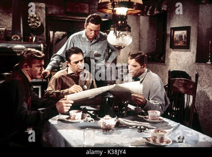 Schießerei am OK Corral MARTIN MILNER, John Hudson, DEFOREST KELLY, Burt Lancaster Datum: 1957 Stockfoto