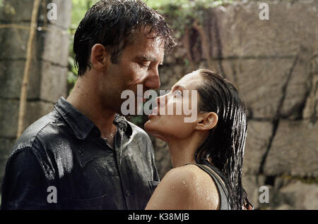 Die Grenzen von Clive Owen, Angelina Jolie Datum: 2003 Stockfoto