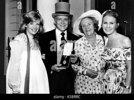 HAYLEY MILLS, SIR JOHN MILLS, MARY HAYLEY BELL, JULIET MILLS Stockfoto