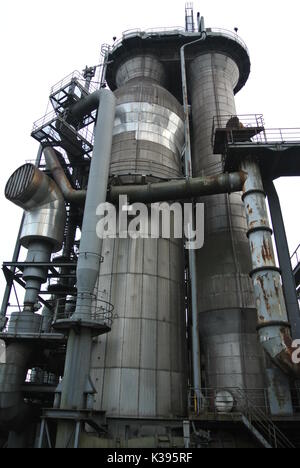 Hohen Metallkonstruktionen im Landschaftspark Duisburg-Nord, Deutschland Stockfoto