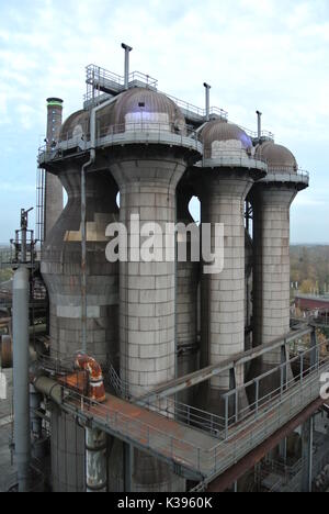 Hohen Metallkonstruktionen im Landschaftspark Duisburg-Nord, Deutschland Stockfoto