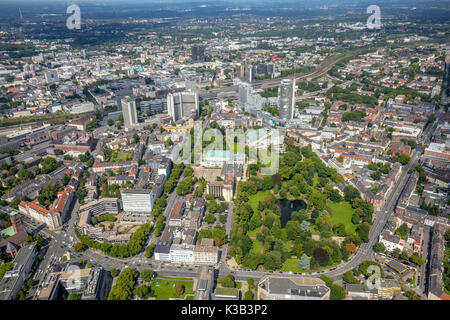 Skyline Essen, Stadtgarten Südviertel, RWE-Tower, Essen, Ruhrgebiet, Nordrhein-Westfalen, Deutschland Stockfoto