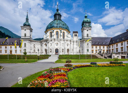 Deutschland, Bayern, Benediktinerkloster Ettal, Blick auf das Kloster Ettal barocke Kirche Fassade Stockfoto