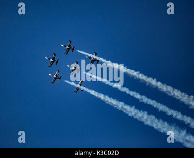 50 Anniverasry des Megeve Altiport, August 2017: Breitling Jet Team in Aktion Stockfoto