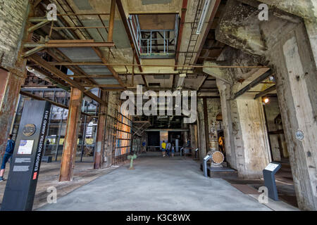 Abgebrochene Rakete Produktion Workshops. Peenemuende Armee Research Center. Insel Usedom, Deutschland. Stockfoto