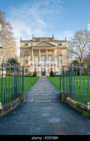 Badewanne UK Museum, die Holburne Museum in Bad, einem großen georgischen palladianischen Stil Gebäude, das heute umfangreiche Kunstgalerie der Stadt, Großbritannien enthält. Stockfoto