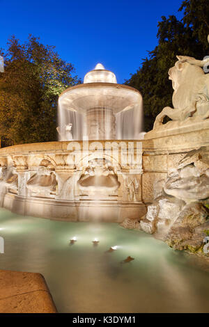 Wittelsbacher Brunnen auf dem Lenbachplatz, Stadtzentrum, München, Oberbayern, Bayern, Deutschland, Stockfoto