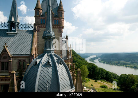 Europa, Deutschland, Nordrhein-Westfalen, Königswinter (Altstadt) im Naturpark Siebengebirge, Schloss Drachenburg, Stockfoto