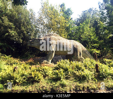 Foto muss Gutgeschrieben © Alpha Presse 066465 25/08/2018 Dinosaurier werden Statuen, die in Crystal Palace Park London Stockfoto