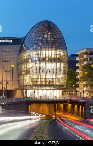 Weltstadthaus (global city Gebäude) von Renzo Piano, Köln, Nordrhein-Westfalen, Deutschland Stockfoto