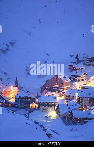 St. Christoph am Berg Arl zur yule Flut Stockfoto