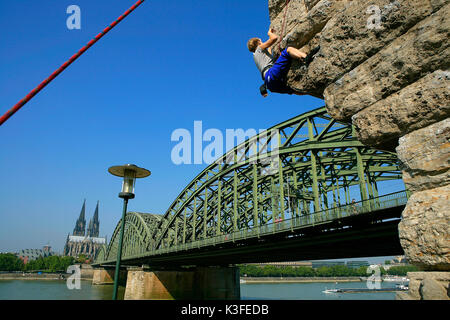 Freeclimbing in Köln Stockfoto