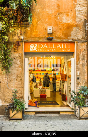 Dallaiti store in der historischen Innenstadt, Centro Storico Stockfoto