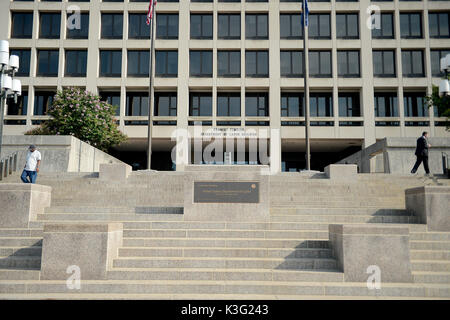 . 31 Aug, 2017. Blick auf den Eingang des US-Arbeitsministeriums. Die Abteilung Gebäude sitzt auf der Constitution Avenue, in der Nähe von Capitol Hill. Credit: Chuck Myers/ZUMA Draht/Alamy leben Nachrichten Stockfoto