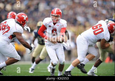 Pittsburgh, PA, USA. 2. Sep 2017. Jäger Brunnen #6 Während der Pitt Panthers vs Youngstown St. Pinguine Spiel am Heinz Feld in Pittsburgh, PA. Jason Pohuski/CSM/Alamy leben Nachrichten Stockfoto
