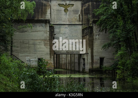 Region Masuren, Polen. 2. September 2017. Ns-Damm Mazurski Kanal ist am 2. September 2017 in Lesniewo, Polen gesehen. Bleibt der unvollendeten Schleuse der Masurischen Kanal Credit: Michal Fludra/Alamy leben Nachrichten Stockfoto