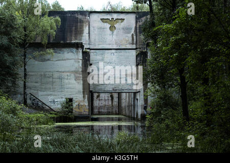 Region Masuren, Polen. 2. September 2017. Ns-Damm Mazurski Kanal ist am 2. September 2017 in Lesniewo, Polen gesehen. Bleibt der unvollendeten Schleuse der Masurischen Kanal Credit: Michal Fludra/Alamy leben Nachrichten Stockfoto