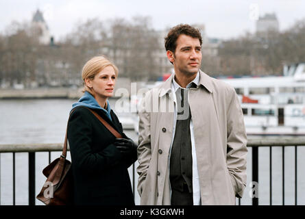 Julia Roberts Anna Clive Owen Larry NÄHER Julia Roberts als Anna, Clive Owen als Larry Julia Roberts Anna Clive Owen Larry Datum: 2004 Stockfoto