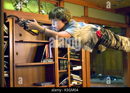 ZATHURA: A SPACE ADVENTURE JONAH BOBO Datum: 2005 Stockfoto