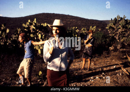 Y Tu Mama Tambien aka UND IHRE MUTTER ZU [L - R] Gael Garcia Bernal, MARIBEL VERDU, Diego Luna Datum: 2001 Stockfoto