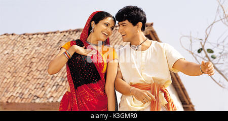 LAGAAN: ONCE UPON A TIME IN INDIEN GRACY SINGH, AAMIR KHAN Datum: 2001 Stockfoto