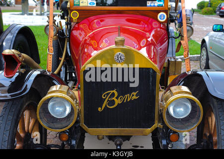 Oldtimer Rallye 'Herkomer Konkurrenz" in Landsberg Lech für mindestens 80 Jahre alten Autos, hier in der Nähe von Benz 8/20, Baujahr 1913 Stockfoto