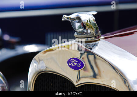 Oldtimer Rallye 'Herkomer Konkurrenz" in Landsberg Lech für mindestens 80 Jahre alten Autos, hier in der Nähe Detail Der Ford Tourer Stockfoto