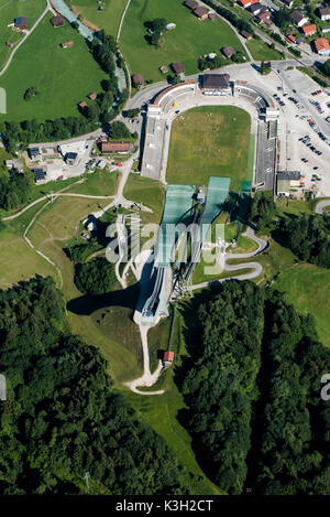 Ski Stadium, Garmisch-Partenkirchen, Ski Jump Schanze, Luftbild, Deutschland, Bayern, Oberbayern, Bayerische Alpen, Werdenfelser Land Stockfoto