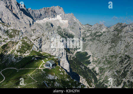 Zugspitze - Höllental, Alpspitz Bahn, Alpspix, Osterfelder, obere Klemme, Bergrestaurant, Garmisch-Partenkirchen, Luftbild, Deutschland, Bayern, Oberbayern, Bayerische Alpen, Zugspitze, Werdenfelser Land Region Stockfoto