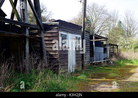 Rundown Kidby Baumschulen, wenig Clacton, Essex, in einem Zustand des Niedergangs, die Entwicklung in einer Wohnsiedlung. Stockfoto