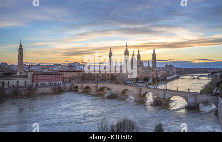 Spanien, Region Aragón, Zaragoza Stadt, die Basilika El Pilar Stockfoto