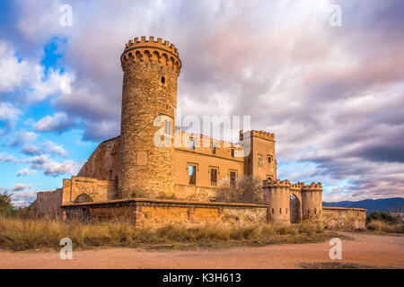 Spanien, Katalonien, Provinz Barcelona, Torre Salvana, Colonia Güell Stockfoto