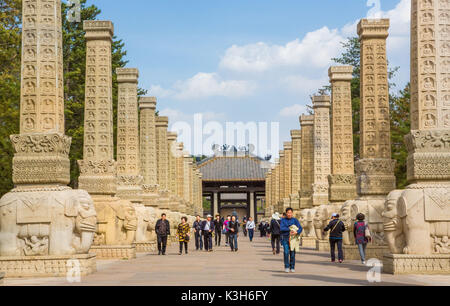 China, Provinz Shanxi, in der Nähe von Datong City, Yungang Grotten (W. H.) Stockfoto