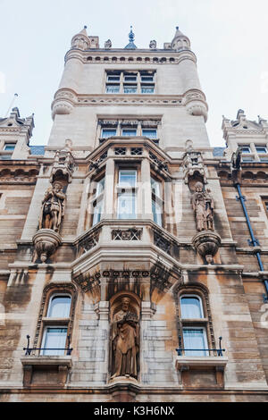 Fassade des Gonville and Caius College, Cambridge, Cambridgeshire, England Stockfoto