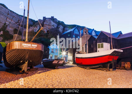 England, East Sussex, Hastings, Fischermuseum, Anzeige von historischen Angelboote/Fischerboote Stockfoto